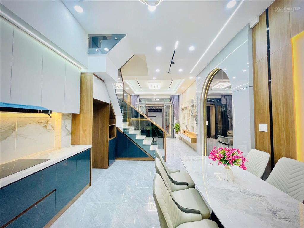 Nhà mới xây khu đồng bộ tx24, đường thông kinh doanh buôn bán nhỏ