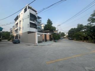 Hiếm! biệt thự mới xây 100% mặt sông thạnh lộc 37  quận 12