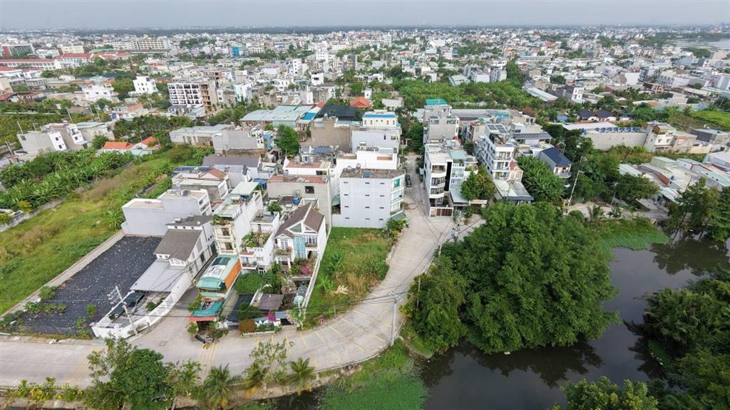 Hiếm!mặt tiền thạnh lộc 25, thông ra sông sài gòn.