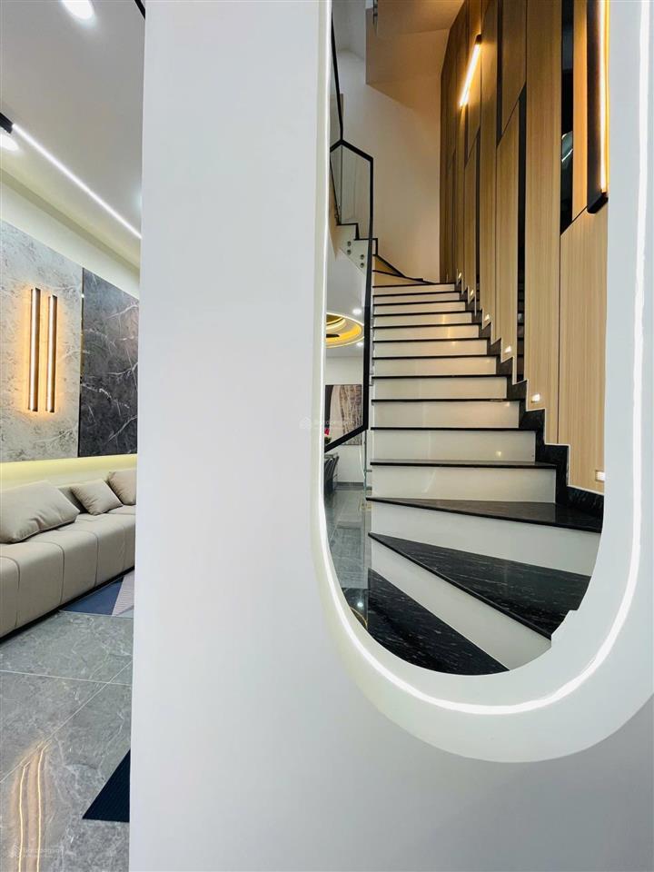 Hiếm! nhà xây mới 100% giáp cầu bình phước  chợ đầu mối thủ đức  chợ võ thị thừa