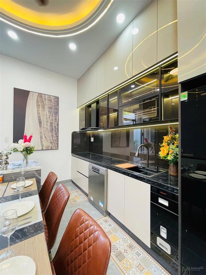 Hiếm! nhà xây mới 100% giáp cầu bình phước  chợ đầu mối thủ đức  chợ võ thị thừa