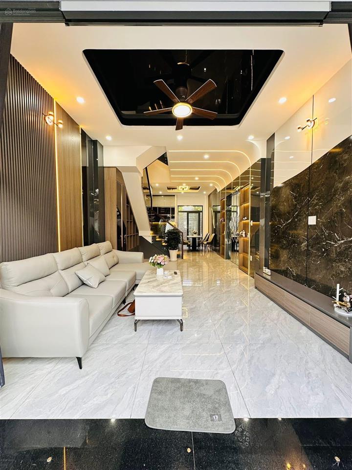 Hiếm! nhà xây mới 100% ngã tư ga  chợ cầu đồng, dt 4x20m  khu đồng bộ đường 9m