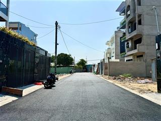 Hiếm! nhà xây mới 100% ngã tư ga  chợ cầu đồng, dt 4x20m  khu đồng bộ đường 9m