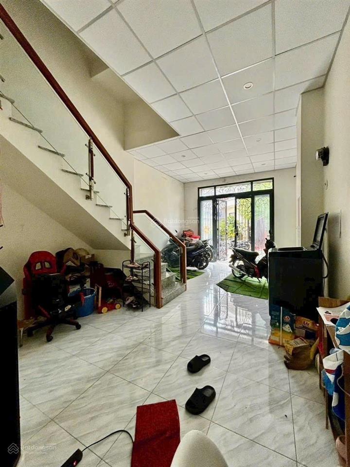 Nhỉnh 6 tỷ nhà 4 lầu, 7 phòng cho thuê 22tr/th, khu bảo minh gần trường đại học nguyễn tất thành