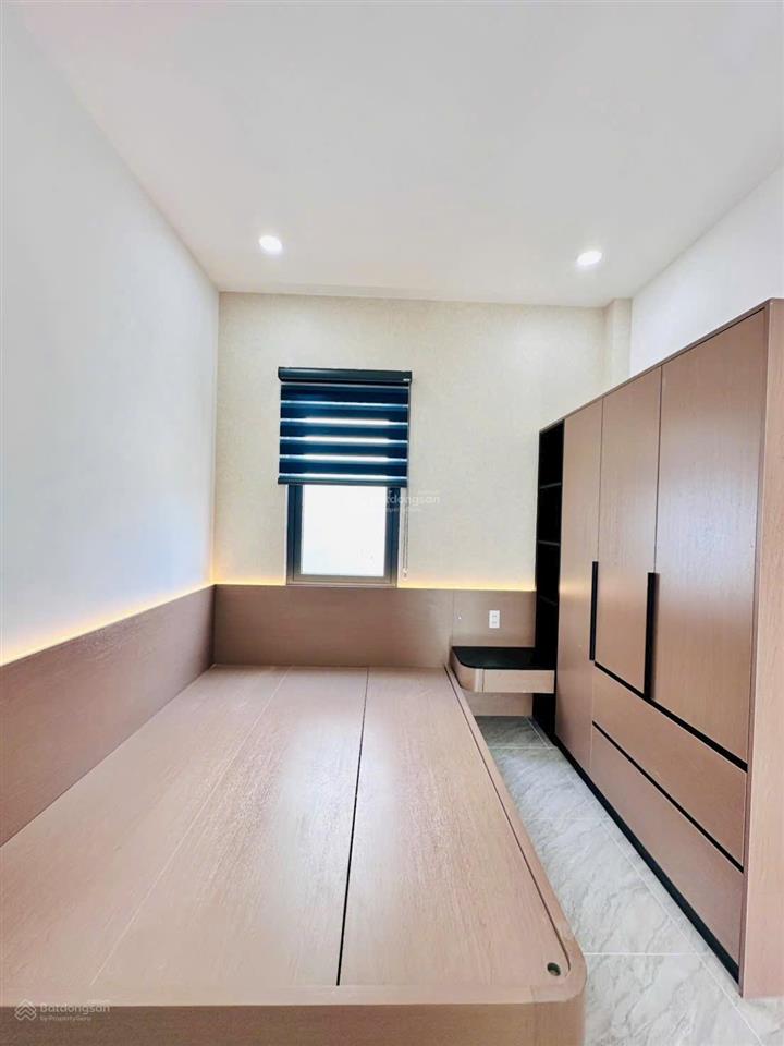 Hiếm$nhà xây mới, sẹc ngắn hà huy giáp (tx40), 4.3 x 24m. sổ riêng mới hoàn công.