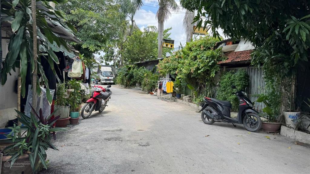Nhà gần ven sông vàm thuật, cầu đất sét nguyễn thị nhuần, quận 12