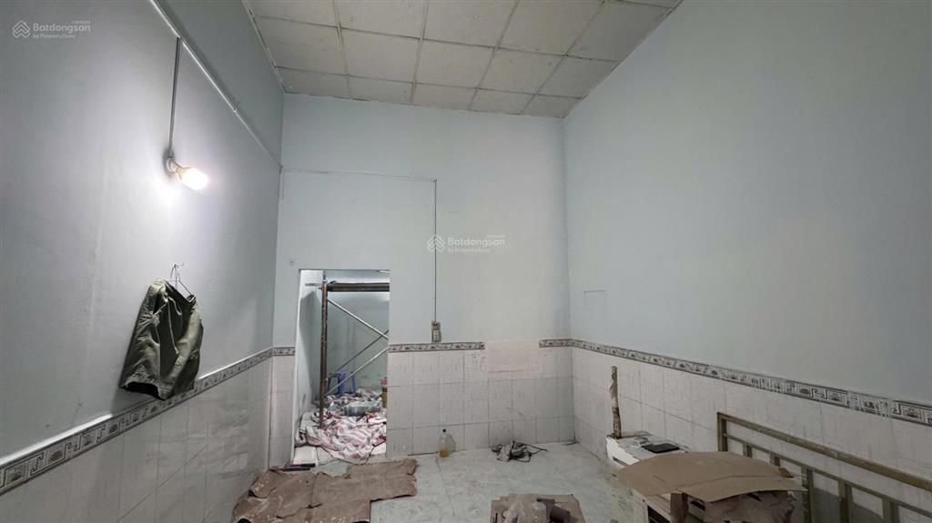 Nhà gần ven sông vàm thuật, cầu đất sét nguyễn thị nhuần, quận 12