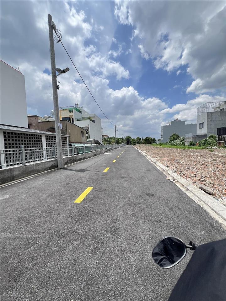 Đất sát mặt tiền sông sài gòn, đối diện khu vạn phúc city thủ đức