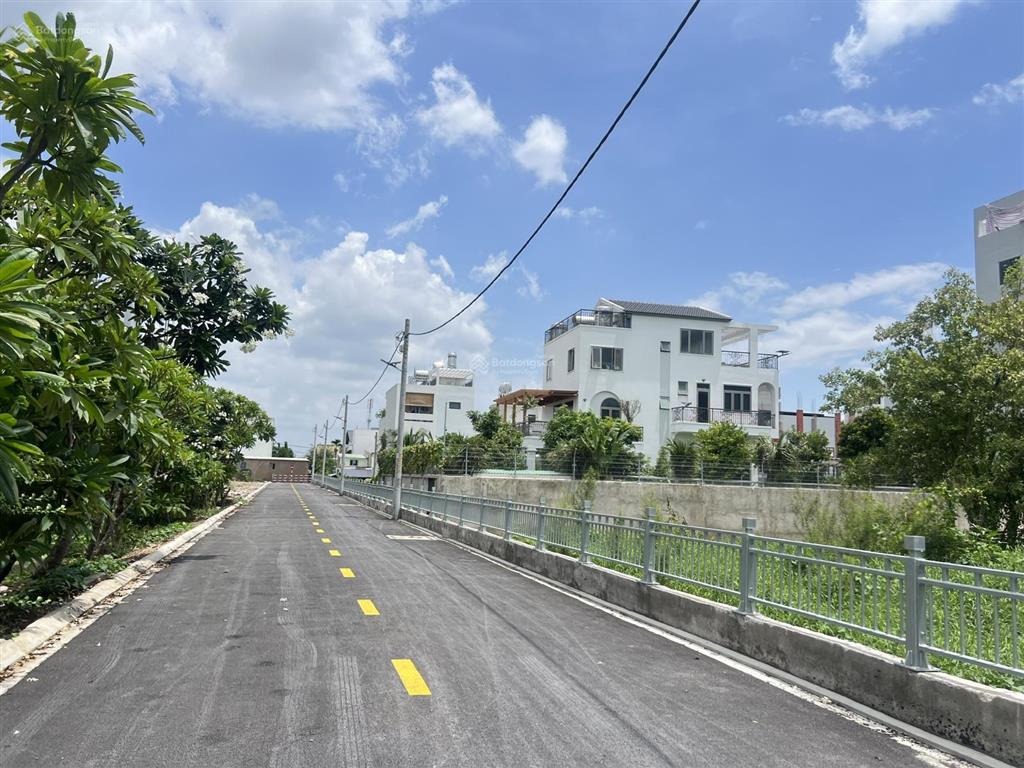 Đất sát mặt tiền sông sài gòn, đối diện khu vạn phúc city thủ đức