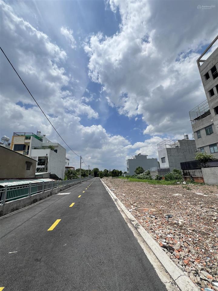 Đất sát mặt tiền sông sài gòn, đối diện khu vạn phúc city thủ đức
