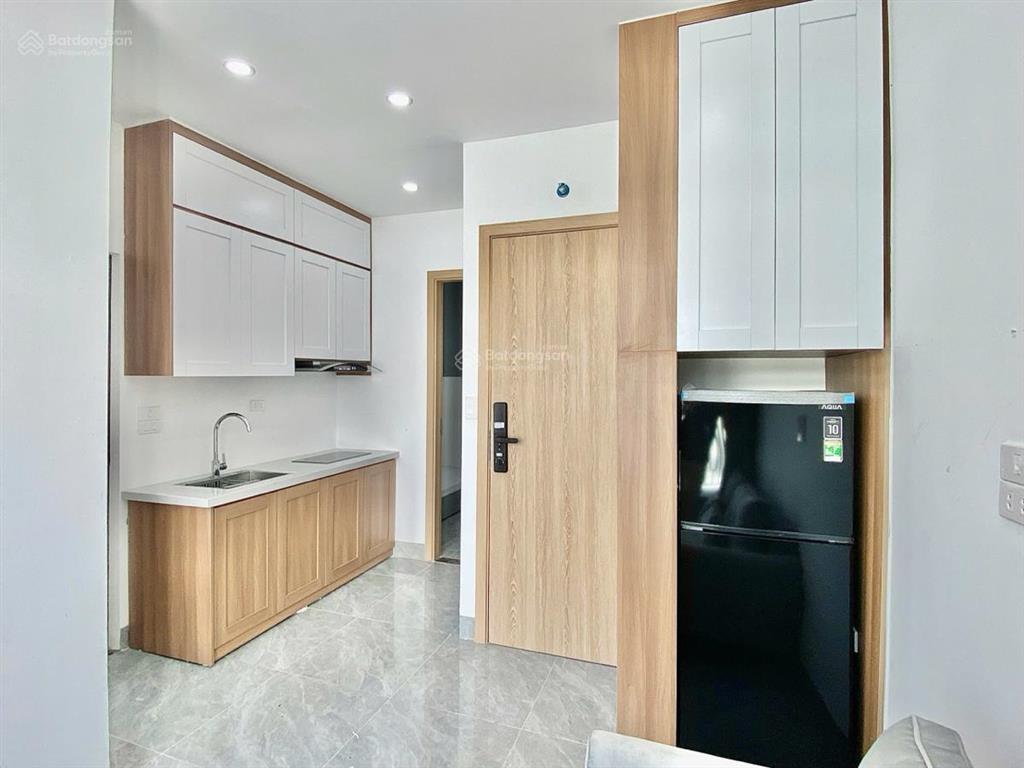 Toà ccmn trần thái tông, 78m2*6t*16pkk, dt 1tỷ/năm, lô góc 3 thoáng, oto đỗ cổng, pccc hiện đại