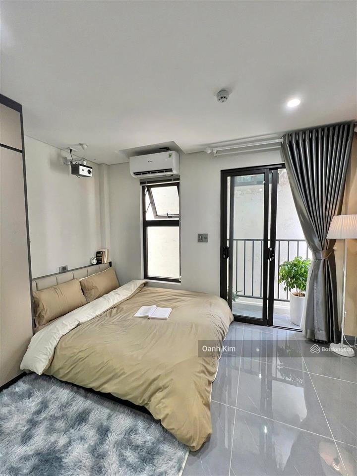 Chủ mót bán!toà ccmn trần thái tông, 72m2*7t*15pkk, dt 80triệu/tháng, lô góc 3 thoáng, ngõ 3m, pccc