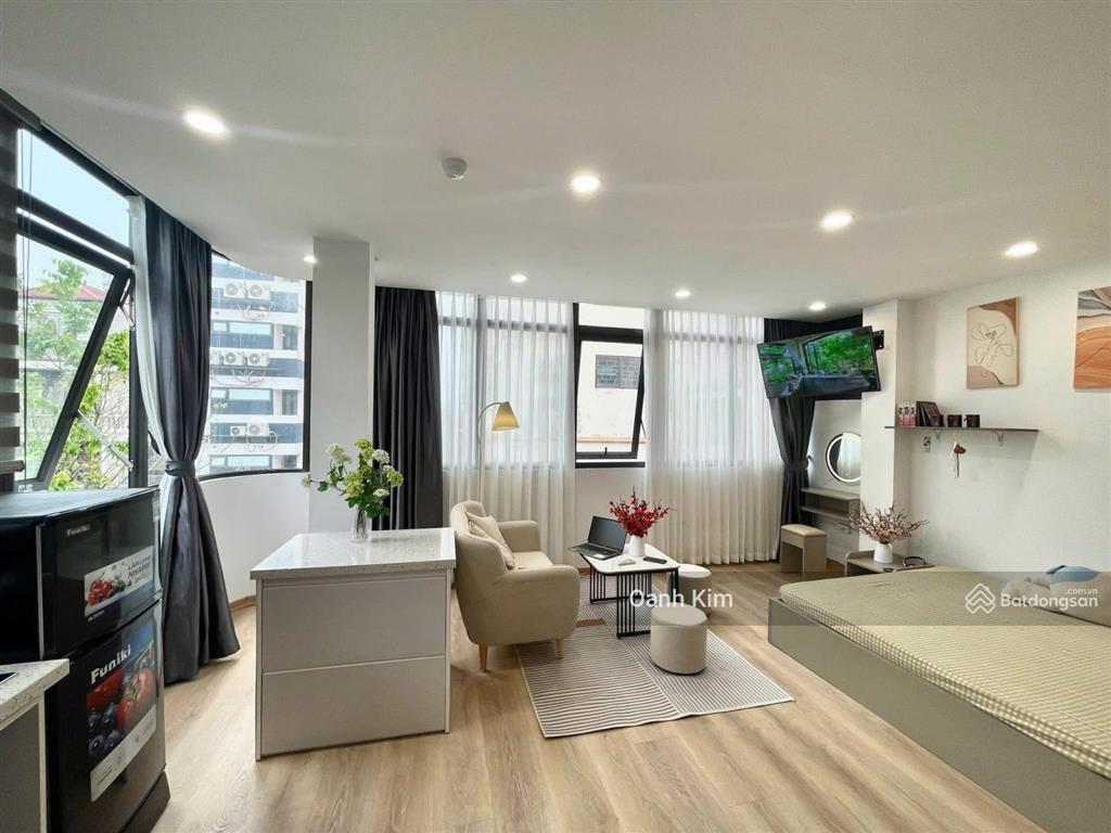 Ccmn hào nam, 68m2*7t 12 căn studio, dt 1tỷ/năm, ngõ ba gác thông, 50m ra phố, thang máy, pccc