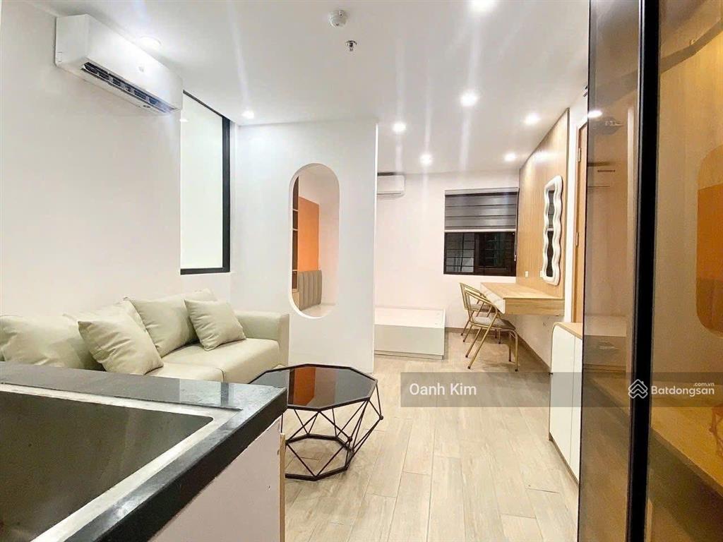 Chủ mót bán! toà ccmn đường láng, ngay ngã tư sở, 61m2*6t*13pkk, dt 900tr/năm, thang máy, pccc