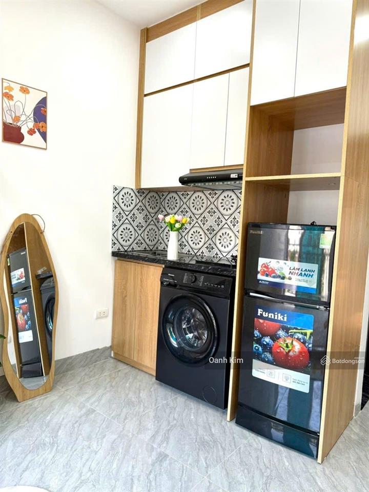 Chủ rất gấp! tòa ccmn cầu giấy, 72m2*6t*15pkk, dt ~1 tỷ/năm, 100m ra phố, thang máy, pccc chuẩn