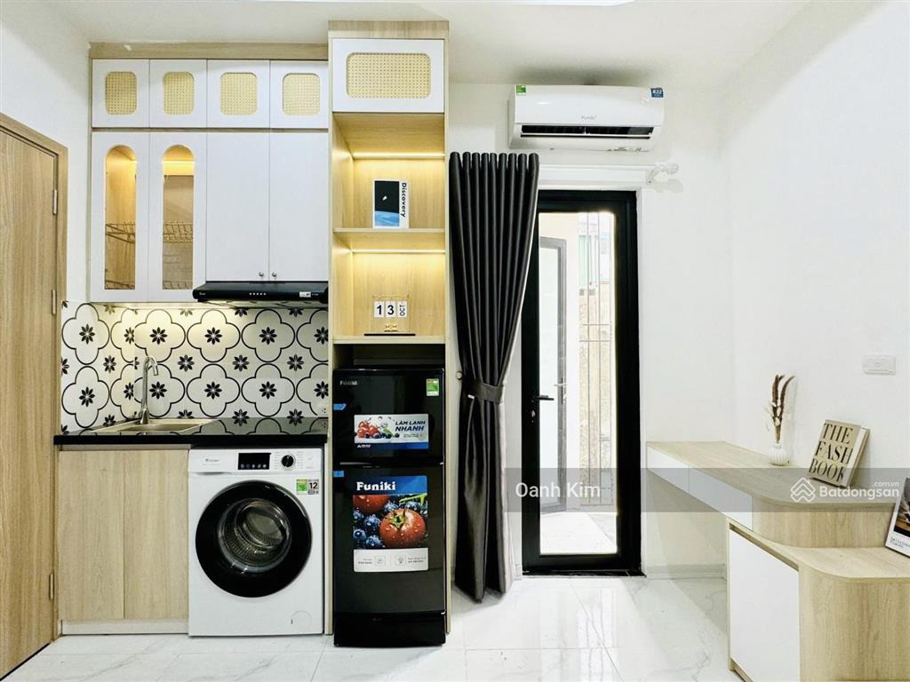 Quá rẻ ! ngay royal city, doanh thu 900tr/năm, toà ccmn 62m2*7t*13pkk, gần phố, thang máy, pccc