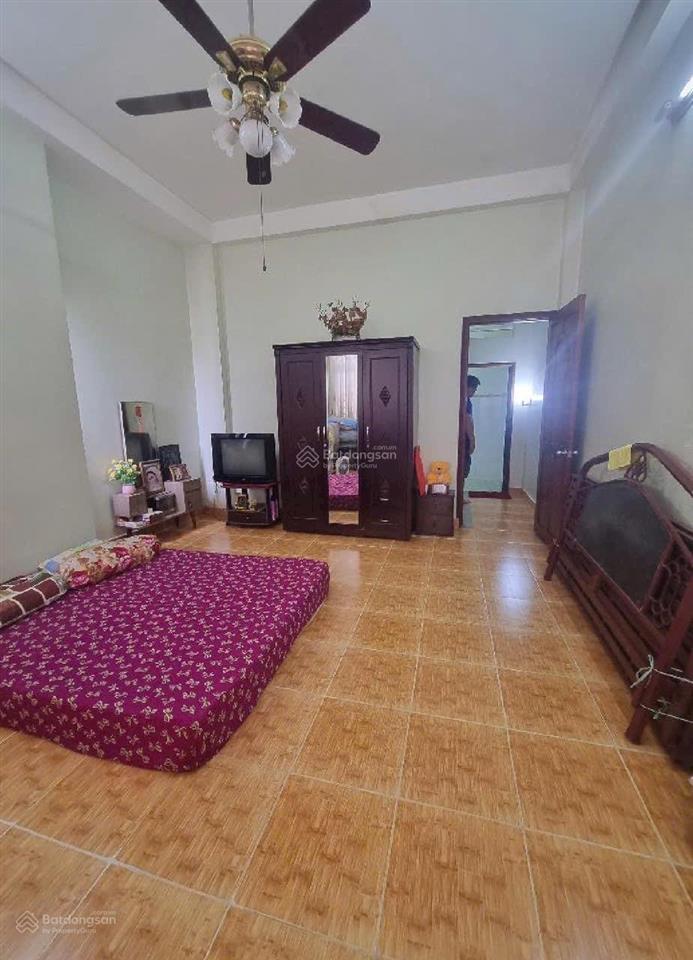 Chủ ngộp giảm còn 5,7 tỷ 83m nhà mặt tiền đông hưng thuận 09, quận 12