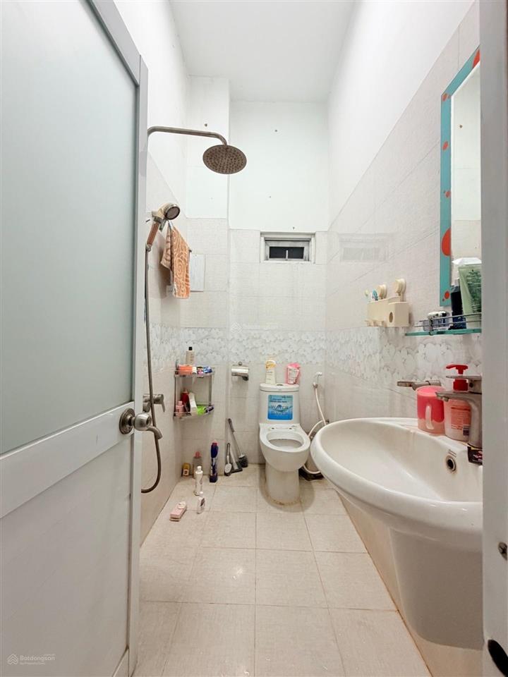 Bán nhà 3 lầu hxh 67m nguyễn văn quá, quận 12 chỉ 5,8 tỷ chính chủ đang ở