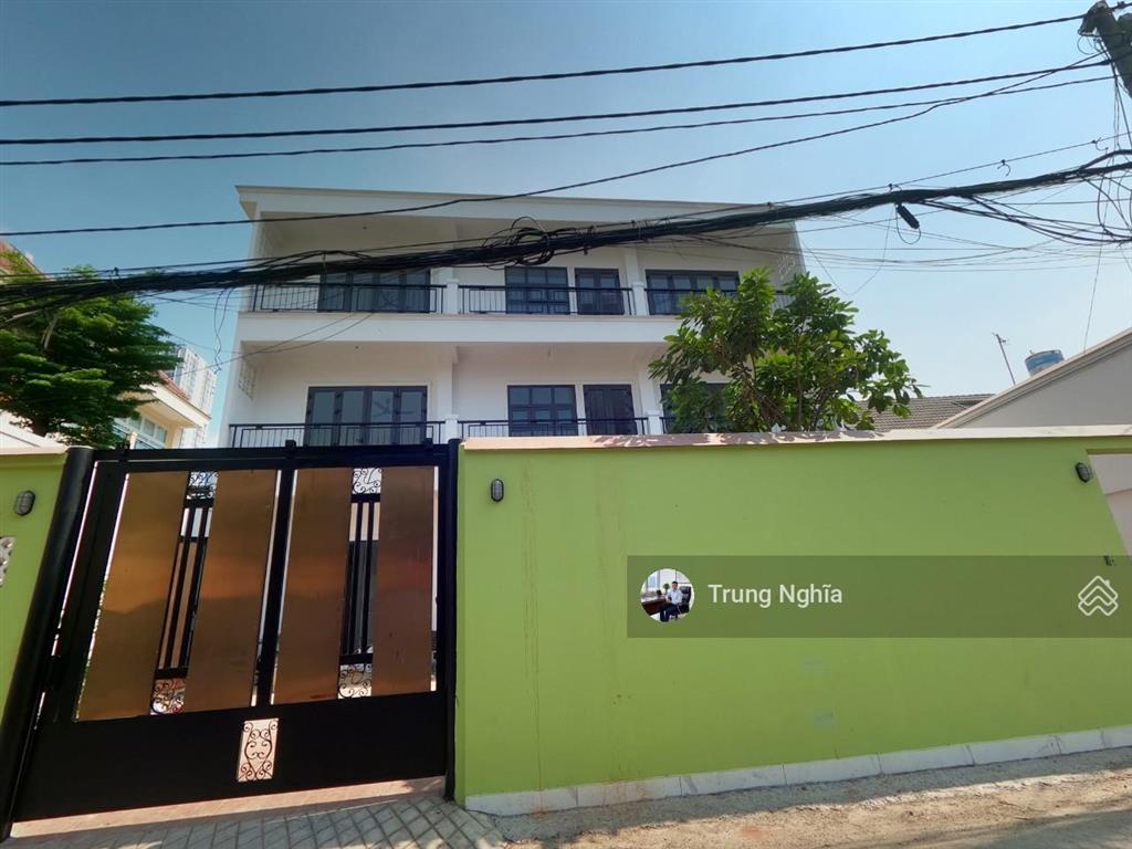 Nhà đường nam kỳ khởi nghĩa diện tích 20x25m trệt 2 lầu, sàn suốt cho thuê