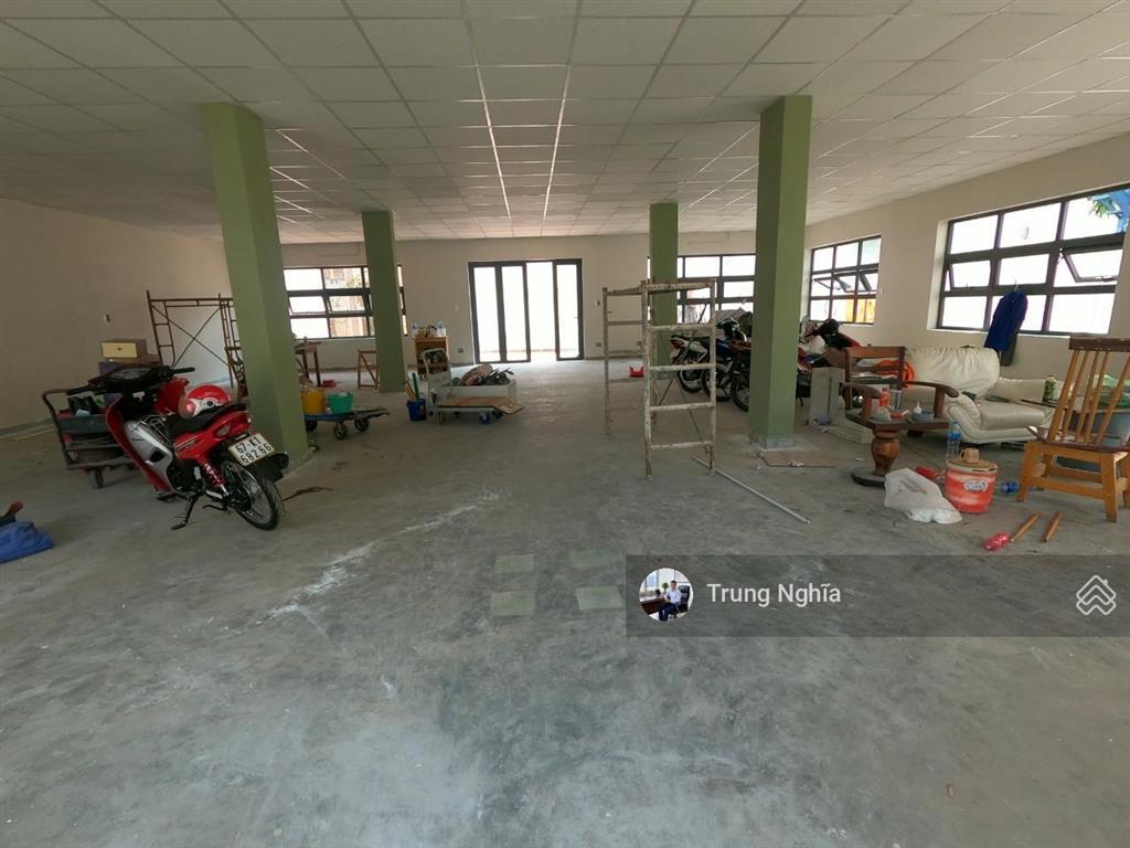 Nhà đường nam kỳ khởi nghĩa diện tích 20x25m trệt 2 lầu, sàn suốt cho thuê