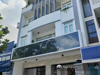 Nhà đường nguyễn đình chiểu diện tích 8x20m hầm trệt 3 lầu cho thuê