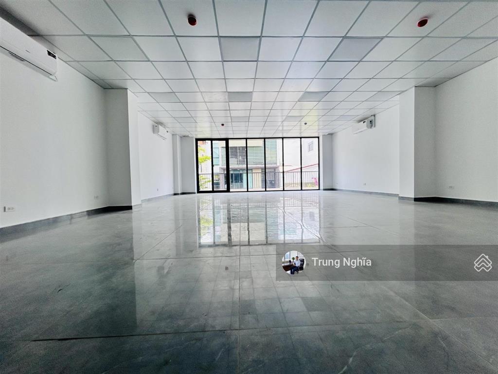 Tòa nhà mặt tiền đường cao thắng, diện tích 8x22m, trệt 4 lầu cho thuê