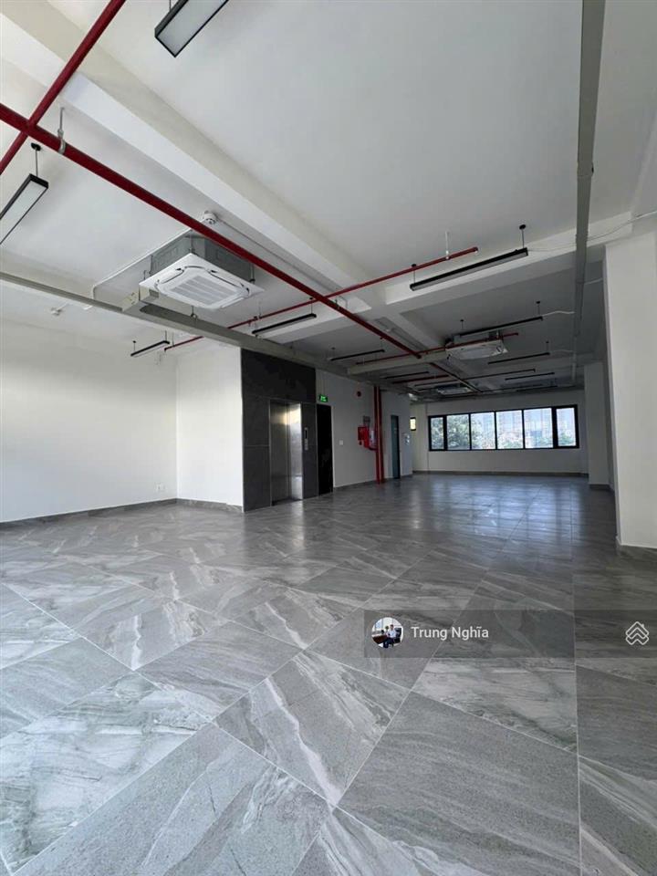 Tòa nhà đường nguyễn văn trỗi, diện tích 8x22m, hầm, 4 tầng cho thuê