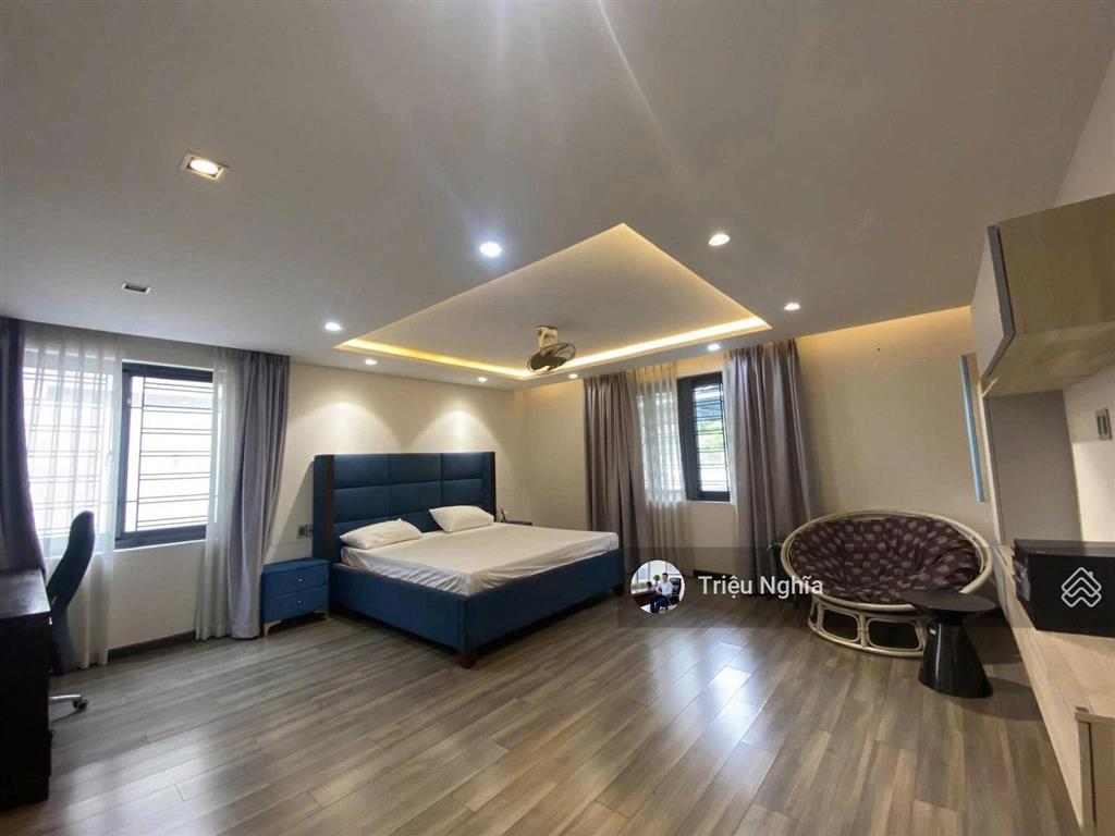 Nhà đường phổ quang, diện tích 10x20m, hầm trệt 2 lầu cho thuê