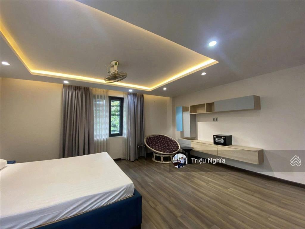 Nhà đường phổ quang, diện tích 10x20m, hầm trệt 2 lầu cho thuê