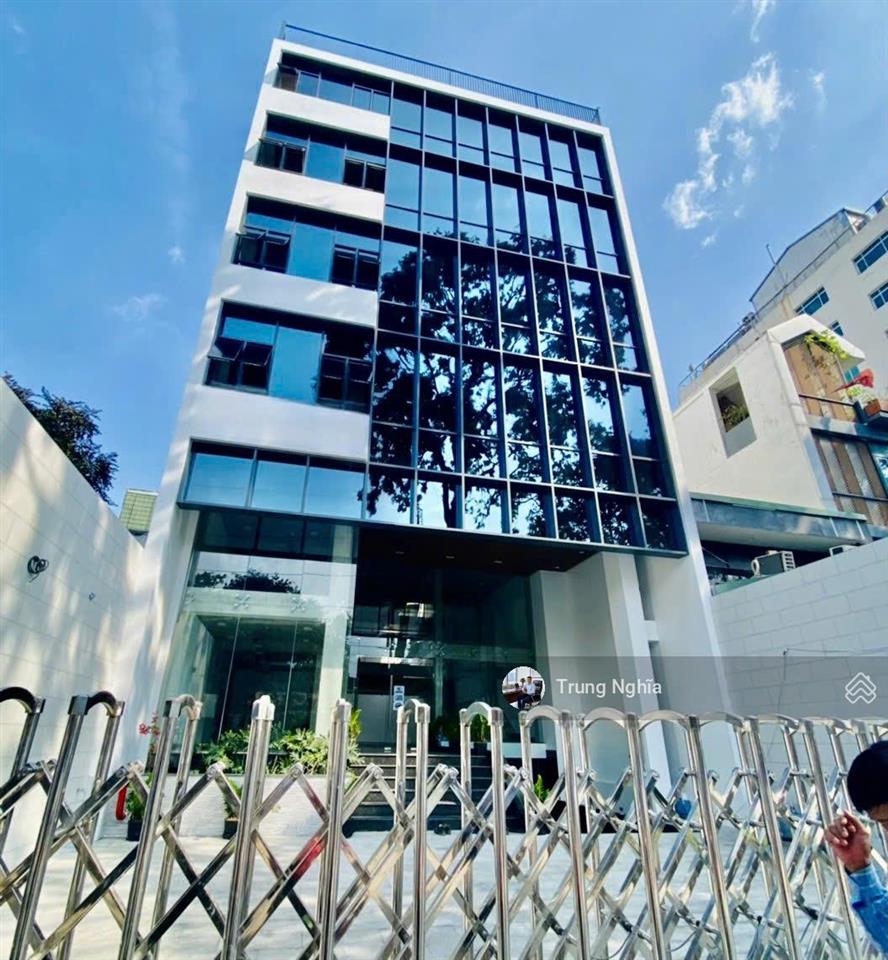 Tòa nhà khu thảo điền diện tích 9x30m, hầm, 6 tầng cho thuê