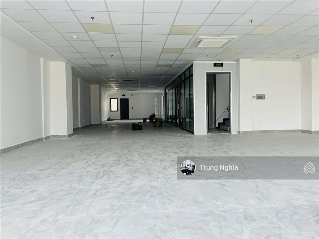 Tòa nhà đường lê quang định, diện tích 9x22m, hầm 6 tầng cho thuê