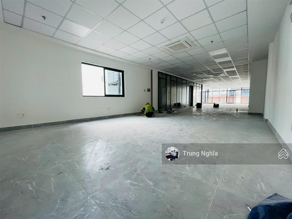 Tòa nhà đường lê quang định, diện tích 9x22m, hầm 6 tầng cho thuê