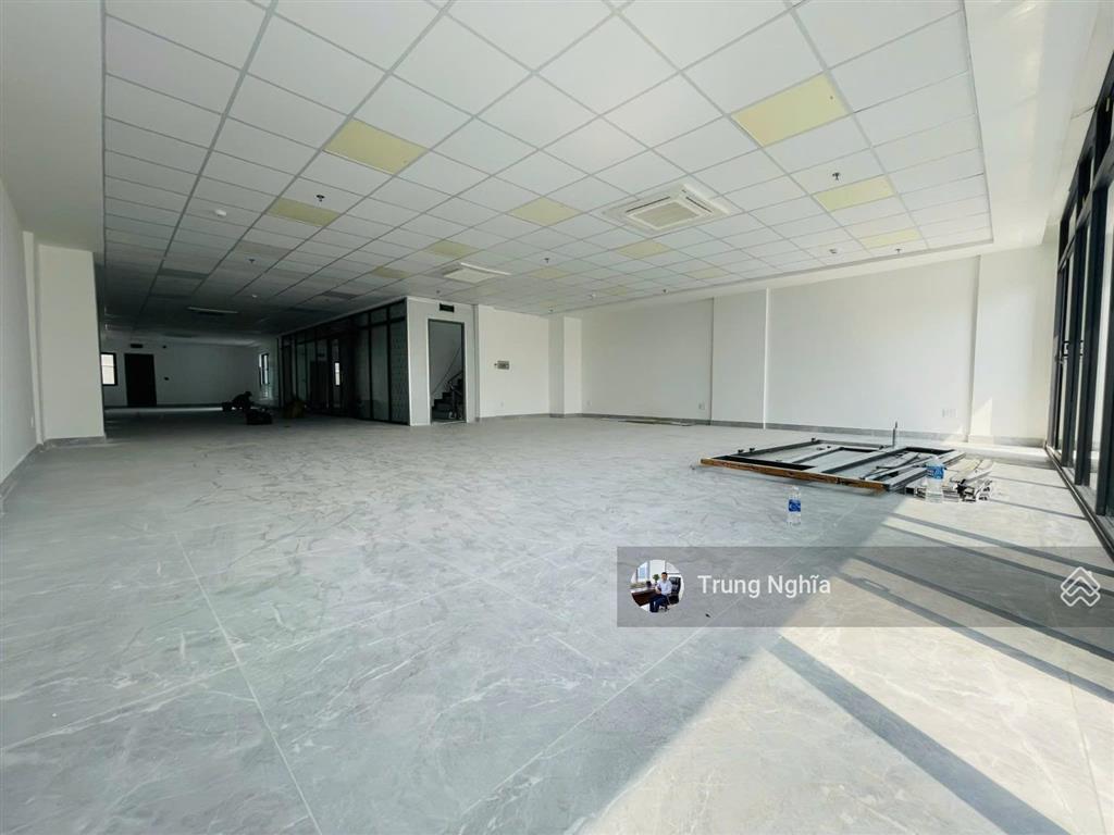 Tòa nhà đường lê quang định, diện tích 9x22m, hầm 6 tầng cho thuê
