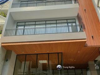 Tòa nhà mặt tiền khu trần não diện tích 9x22m hầm 5 tầng cho thuê