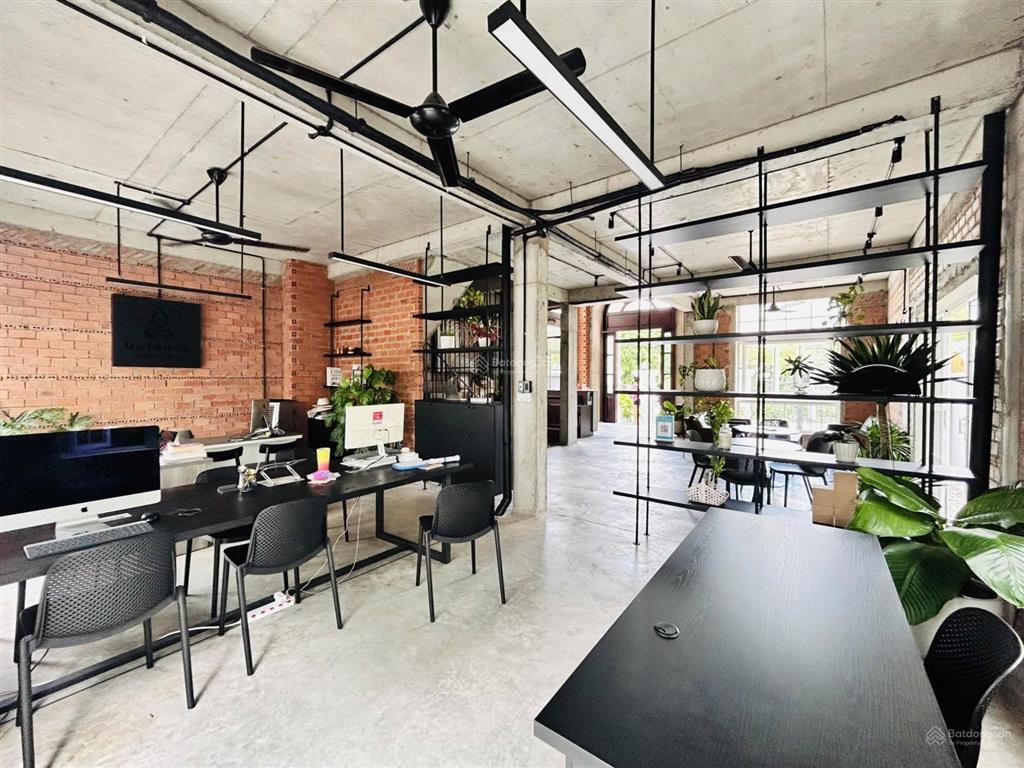 Nhà khu cách mạng tháng 8 diện tích 9x17m hầm trệt 3 lầu cho thuê