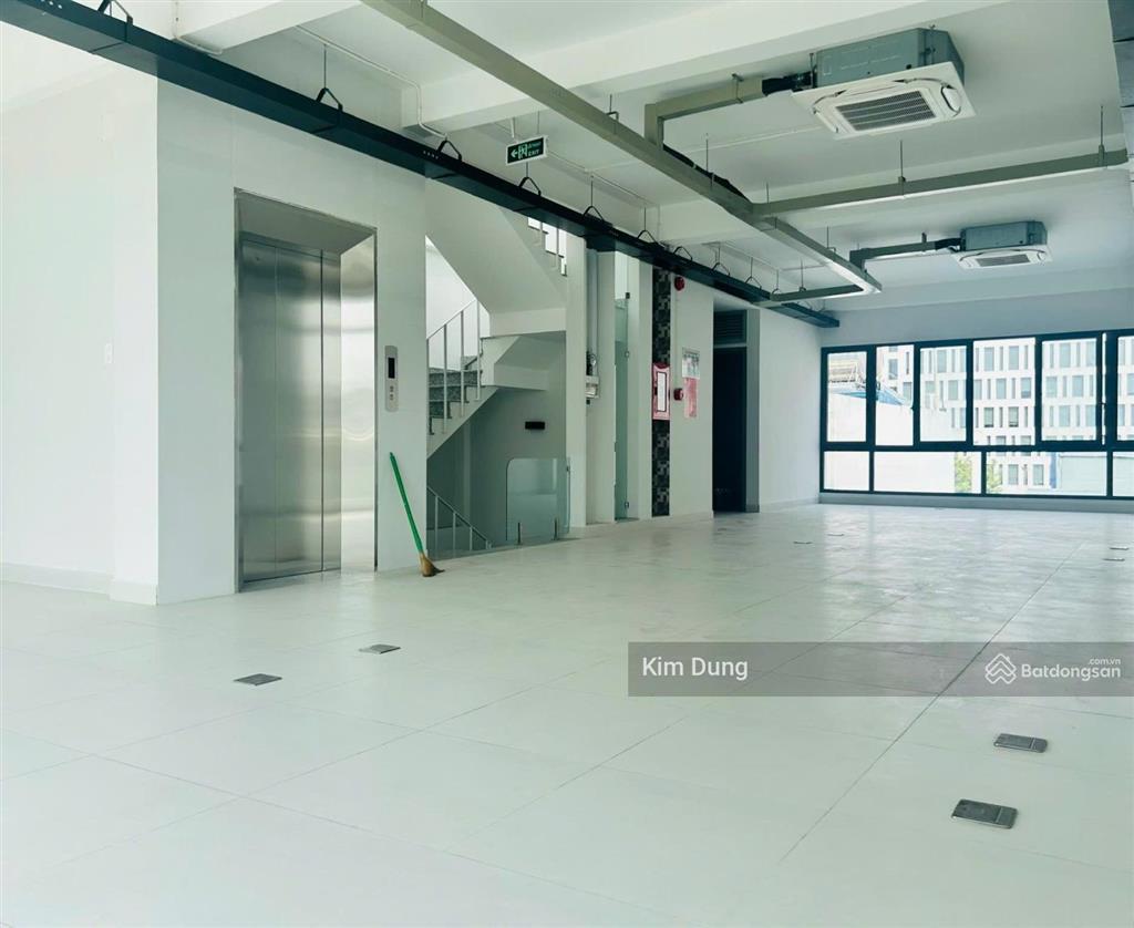 Nhà đường phổ quang, 7x18m, trệt 4 lầu cho thuê