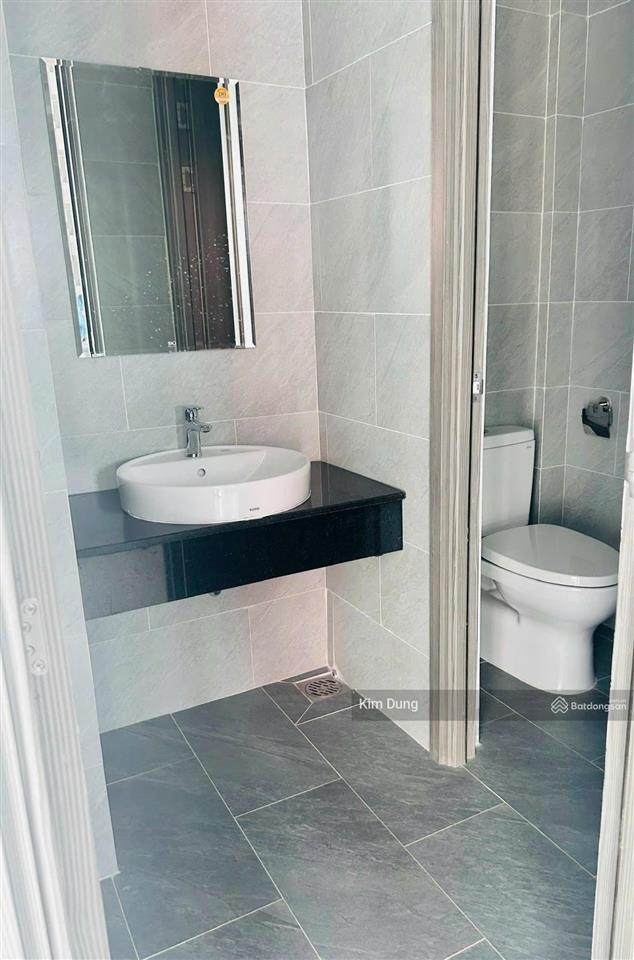 Nhà đường phổ quang, 7x18m, trệt 4 lầu cho thuê