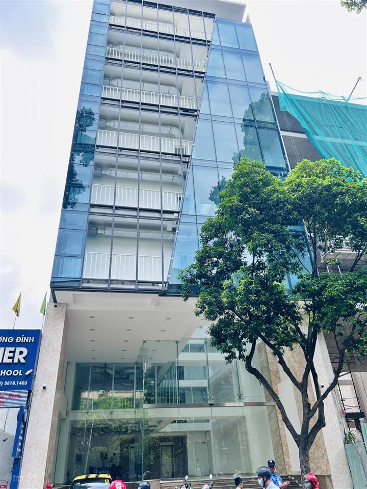 Tòa nhà mặt tiền khu thảo điền 10x25m hầm 6 lầu cho thuê