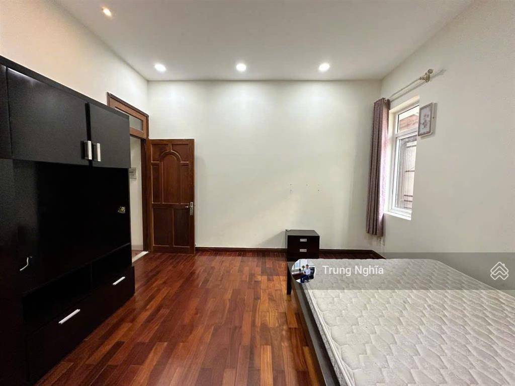 Nhà đường hoàng diệu diện tích 8x20m trệt 2 lầu cho thuê