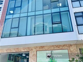 Tòa nhà đường nguyễn đình chiểu, diện tích 8x20m, hầm 4 tầng cho thuê