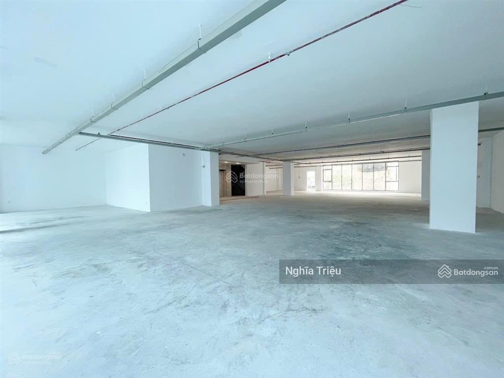 Cho thuê tòa nhà khu thảo điền 15x30m trệt 4 lầu, trống suốt