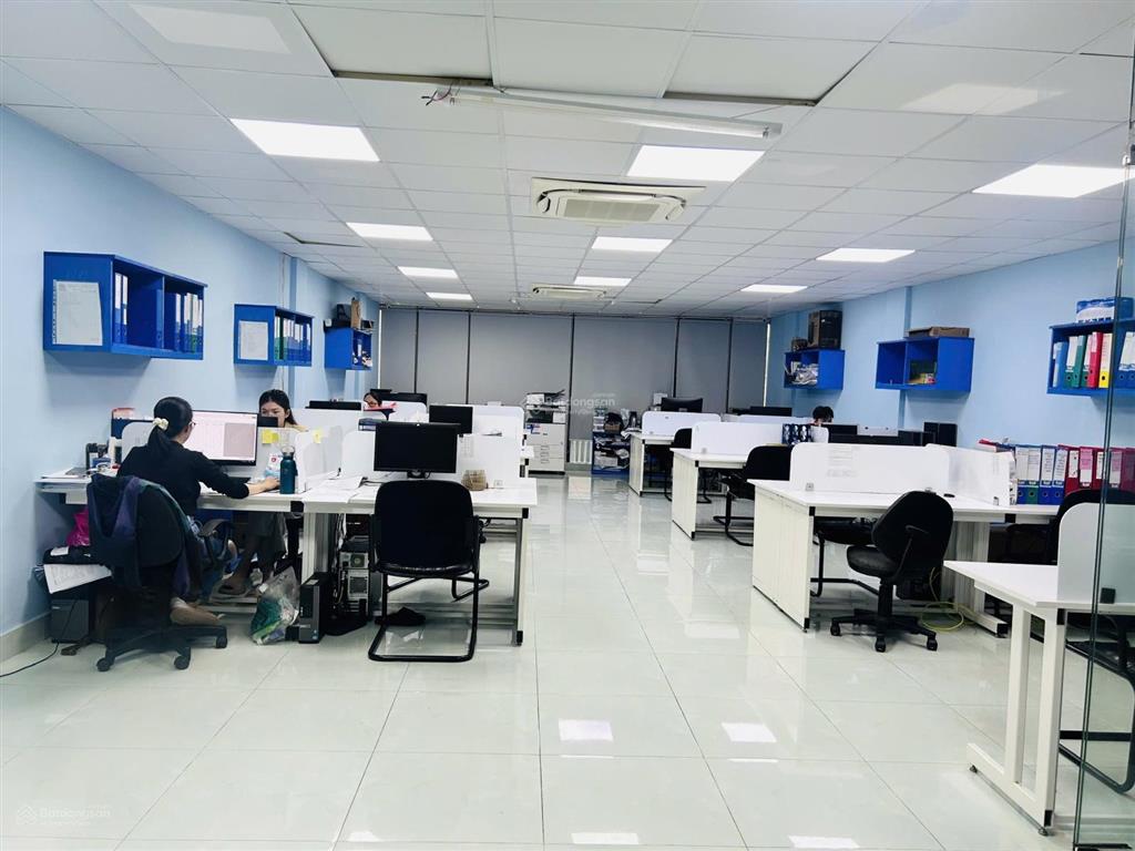 Nhà đường hoàng dư khương diện tích 8x22m, hầm, 4 tầng cho thuê