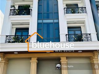 Nhà đường trường sơn diện tích 10x20m hầm trệt 3 lầu cho thuê