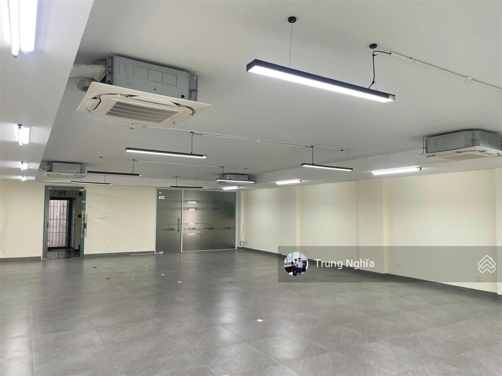 Nhà đường phổ quang diện tích 8x20m trệt 3 lầu cho thuê
