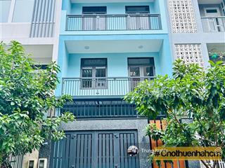 Nhà đường c18 khu k300 diện tích 5x20m trệt 3 lầu cho thuê