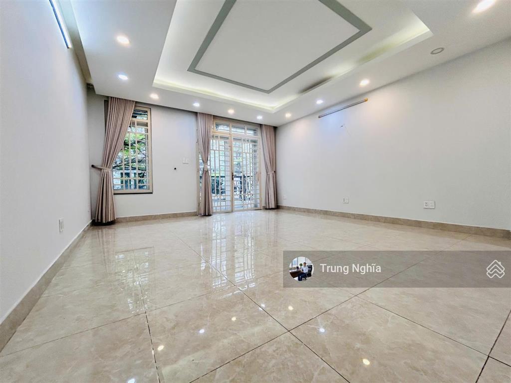 Nhà đường c18 khu k300 diện tích 5x20m trệt 3 lầu cho thuê