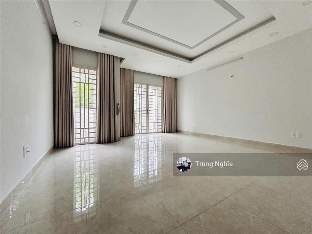 Nhà đường c18 khu k300 diện tích 5x20m trệt 3 lầu cho thuê