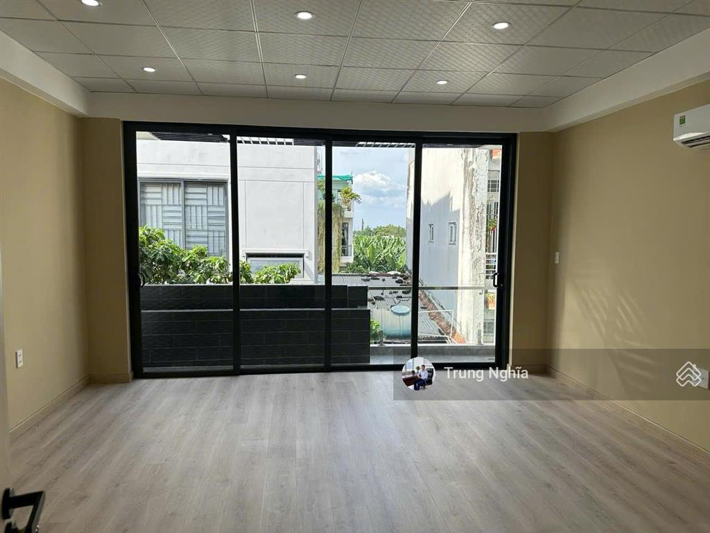 Nhà đường cộng hòa khu k200 diện tích 5x17m 1 hầm nổi 3 tầng cho thuê