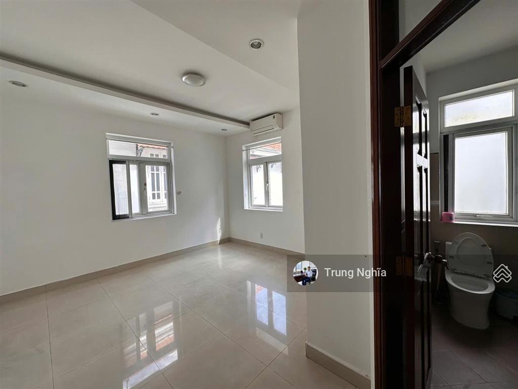 Nhà đường nguyễn minh hoàng diện tích 8x20m trệt 2 lầu cho thuê