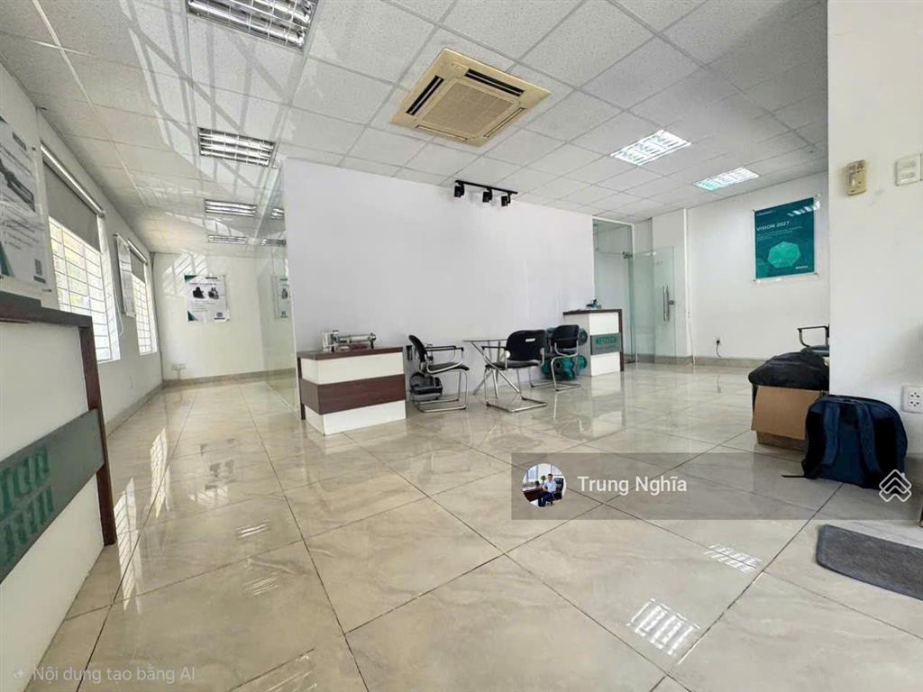Tòa nhà mặt tiền đường phan xích long diện tích 8x18m hầm 4 tầng cho thuê